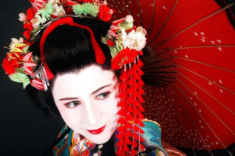Geisha Jenita by LadyLolita on deviantART