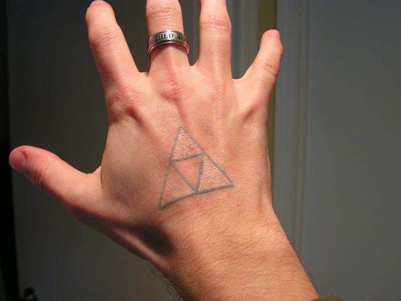 Link Triforce Tattoo