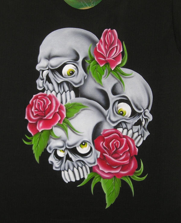skull and roses by CraZyRaj on deviantART