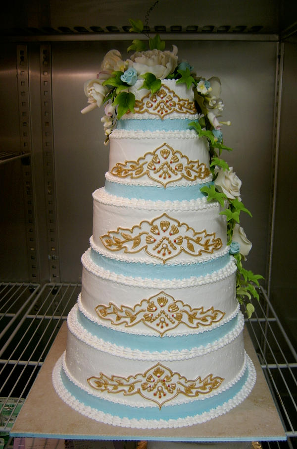 Indian pattern wedding cake by TheEvIlPlankton on deviantART