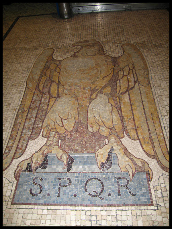 SPQR inscription initials for the phrase Senatus 