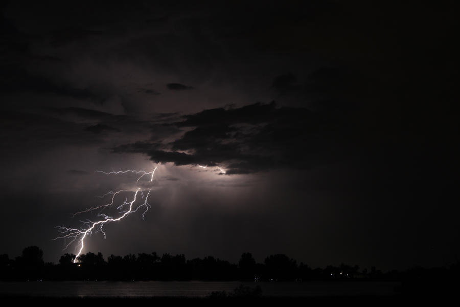 forked_lightning_by_simharry3-d3xhmke.jpg