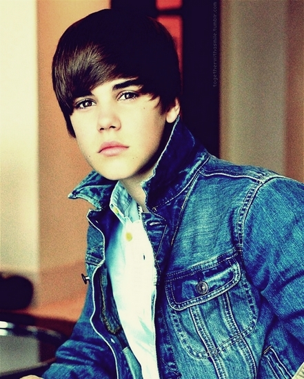 Justin Bieber 2010 Wallpaper.