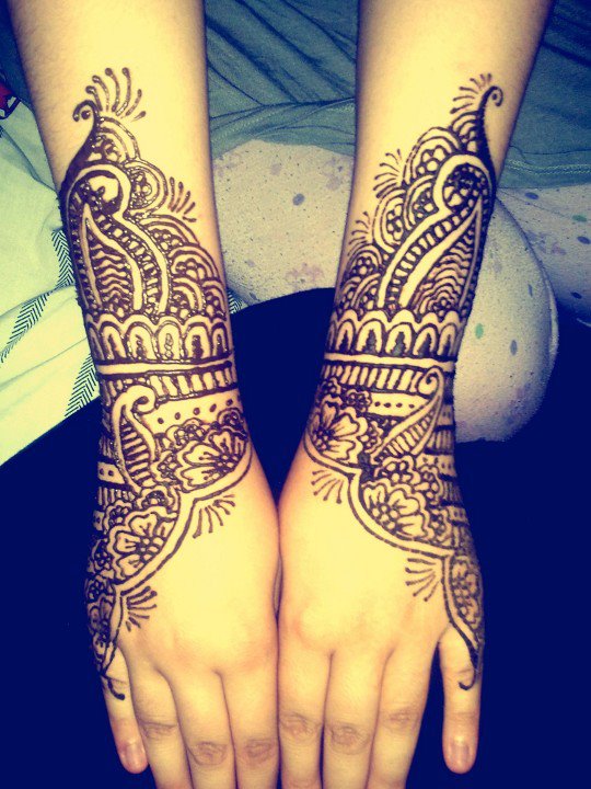 Hand Henna Tattoo Picture 4