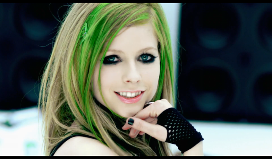 Avril Lavigne Smile Walls 2 by CuckieTutos on deviantART