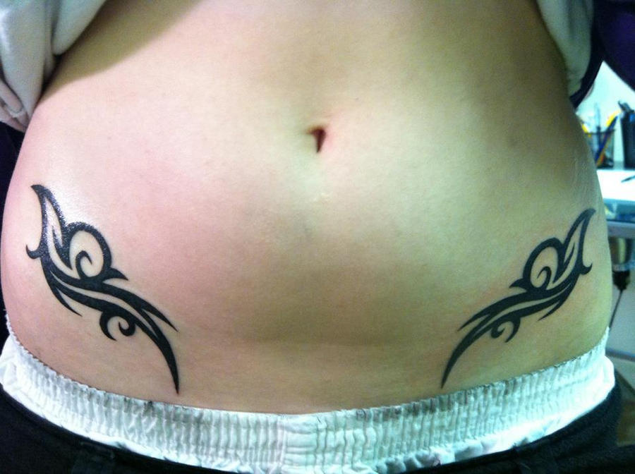 Tribal Tattoo For Women On Hip
